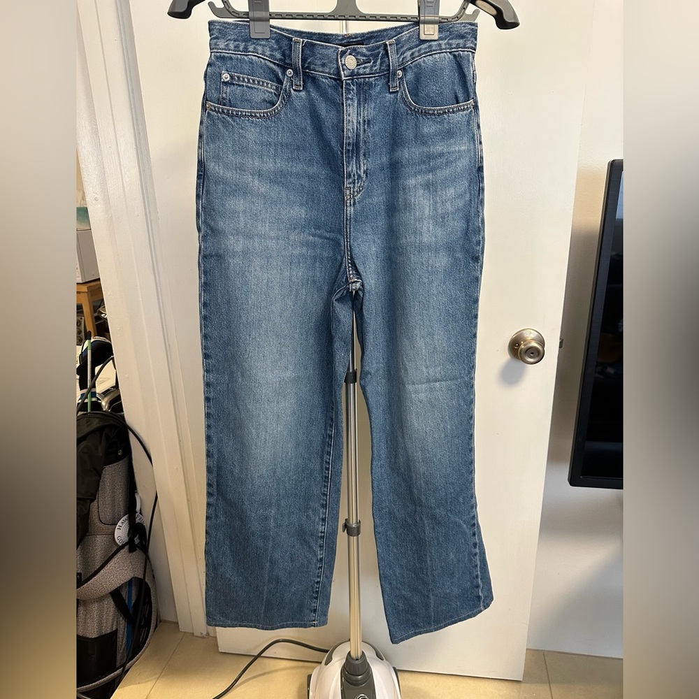 UNIQLO Wide Straight High Rise Size 26